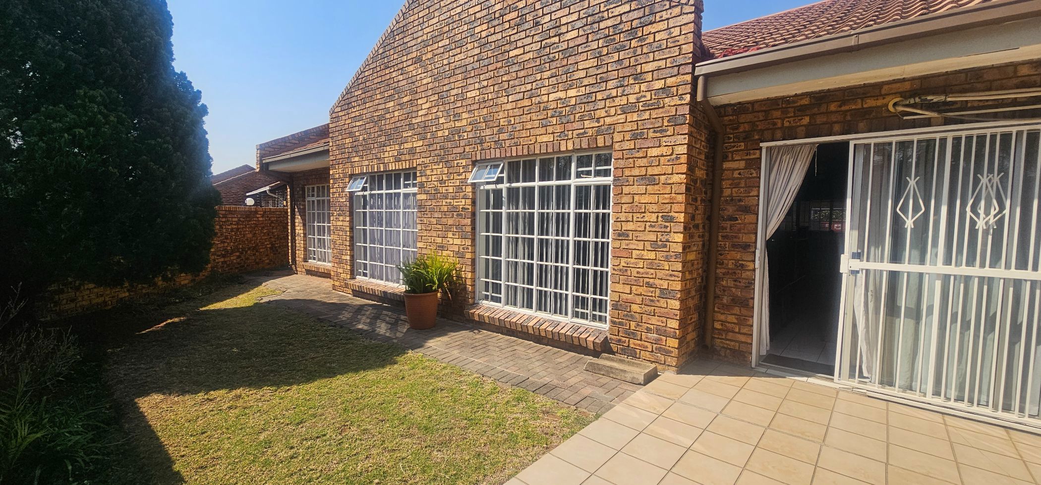 Townhouse sold in Arcon Park - 1VT1713200