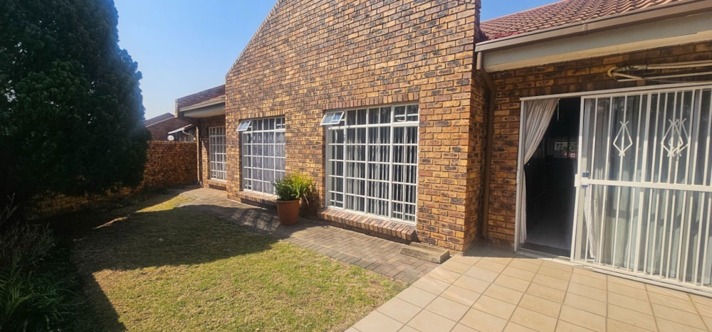 Townhouse sold in Arcon Park - 1VT1713200