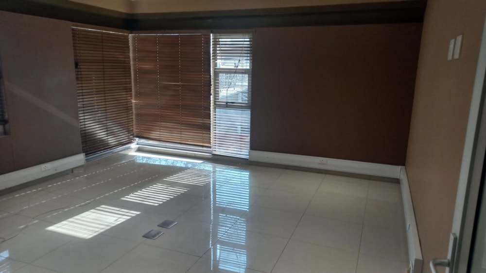 Commercial office let in Windhoek Central, Namibia - 3NM1713350
