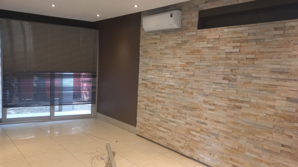 Commercial office let in Windhoek Central, Namibia - 3NM1713350
