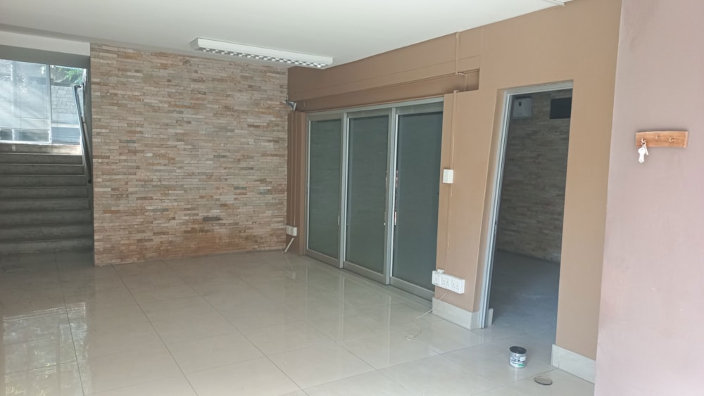 Commercial office let in Windhoek Central, Namibia - 3NM1713350