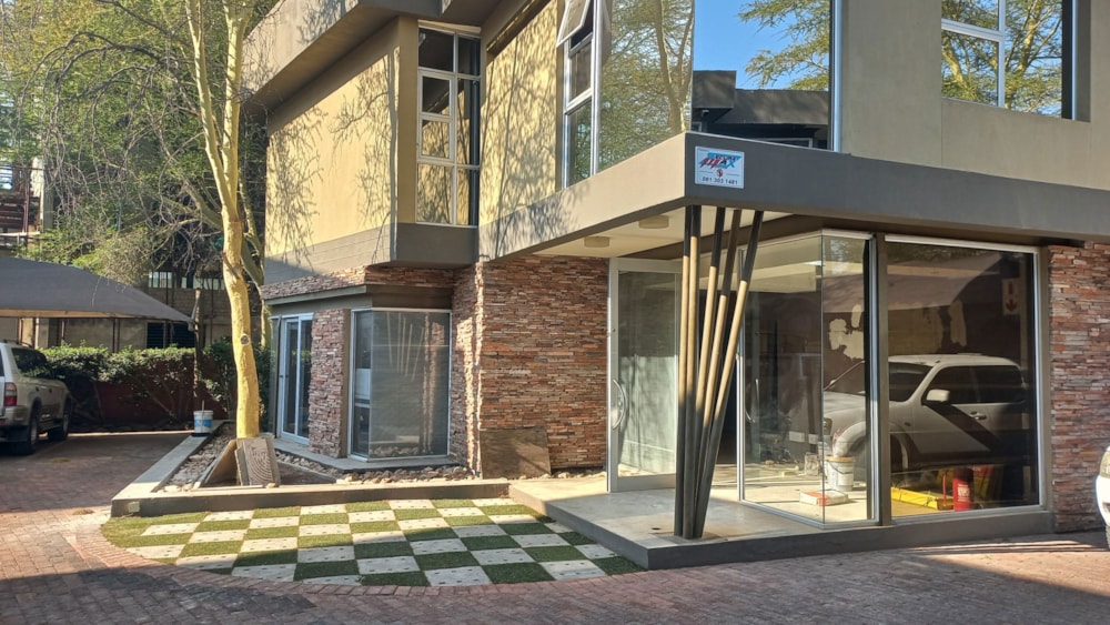 Commercial office let in Windhoek Central, Namibia - 3NM1713350