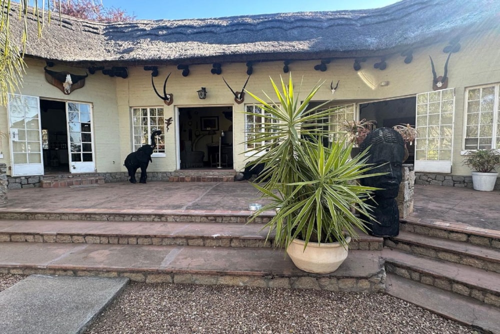 House for sale in Burnside, Bulawayo, Zimbabwe - 3ZB1713394