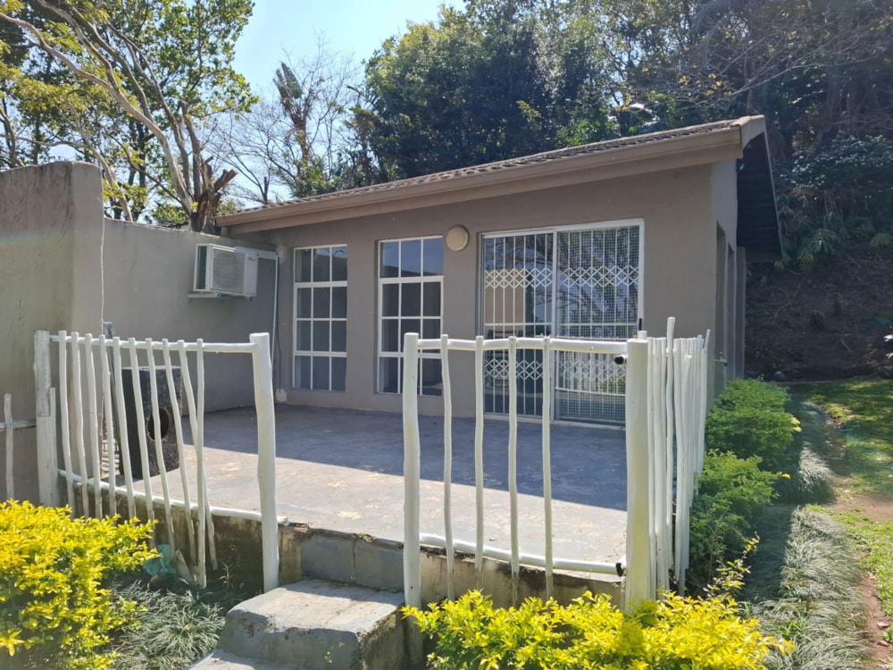 Garden cottage to rent in Kloof - 1KF1713402 Garden cottage to rent in Kloof - 1KF1713402