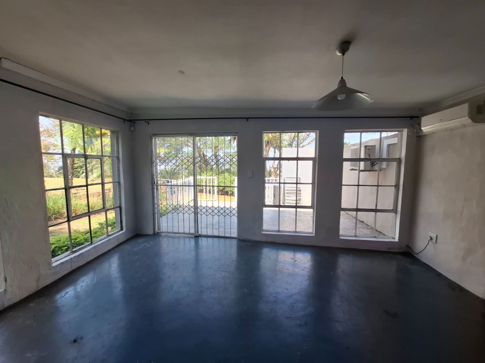 Garden cottage to rent in Kloof - 1KF1713402 Garden cottage to rent in Kloof - 1KF1713402