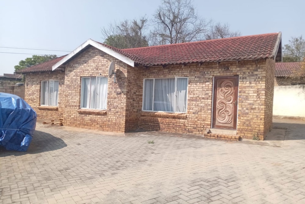 House for sale in Kingsview - 1WR1713890