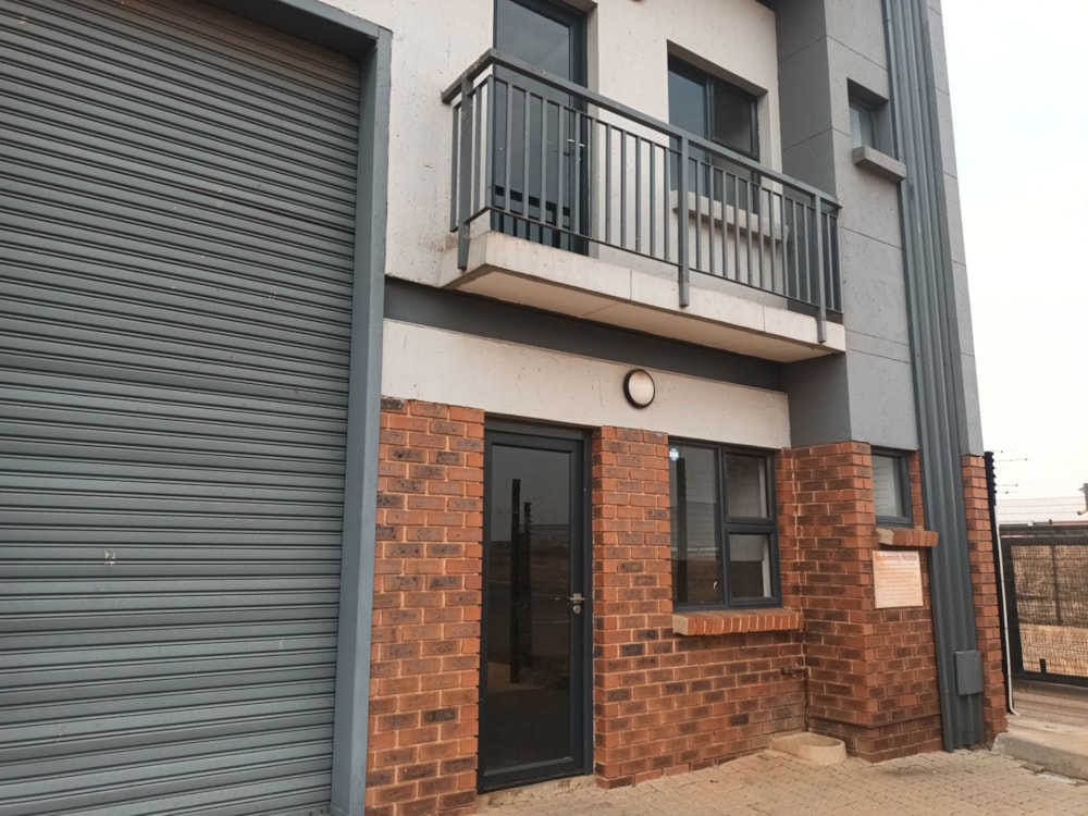 Commercial industrial property to rent in Larrendale - 1BJ1713422 Commercial industrial property to rent in Larrendale - 1BJ1713422