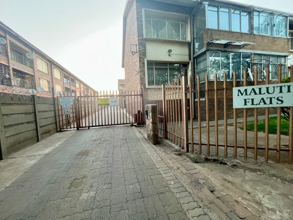 Apartment for sale in Vanderbijlpark CW 3 - 1VT1713464