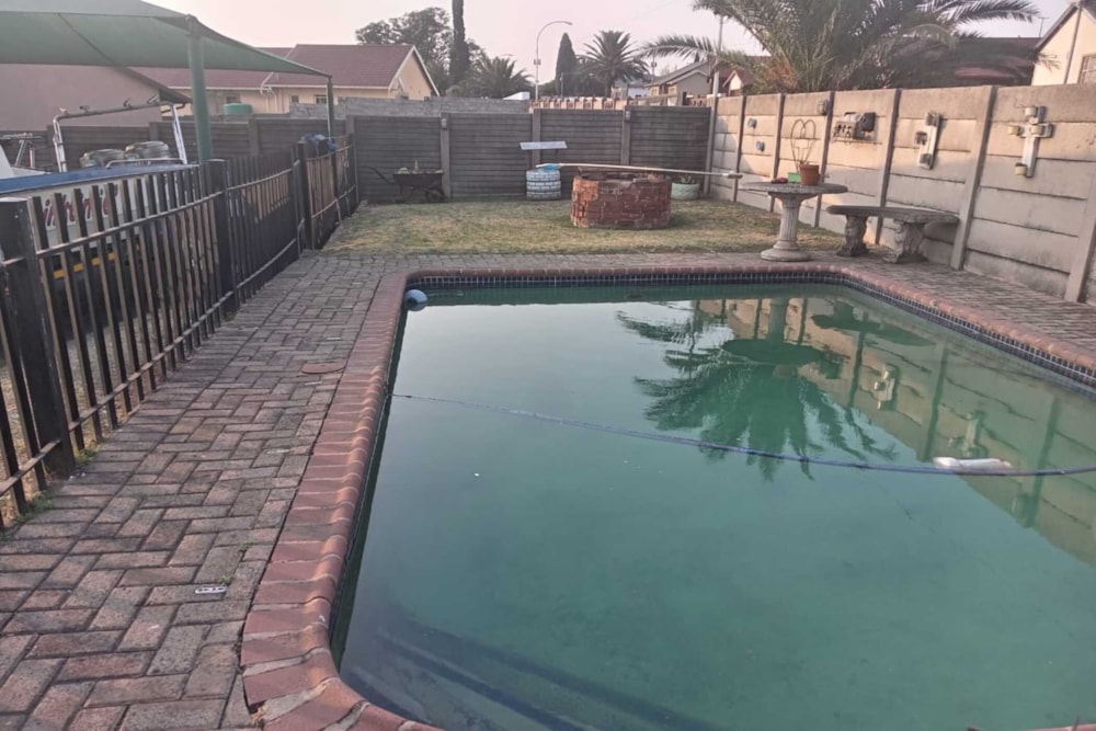 House for sale in Witbank (eMalahleni) - 1MD1713443 House for sale in Witbank (eMalahleni) - 1MD1713443