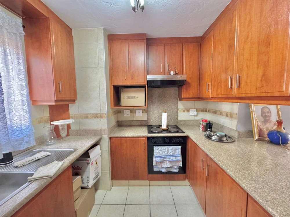 Apartment sold in North Beach Durban - 1DA1713513