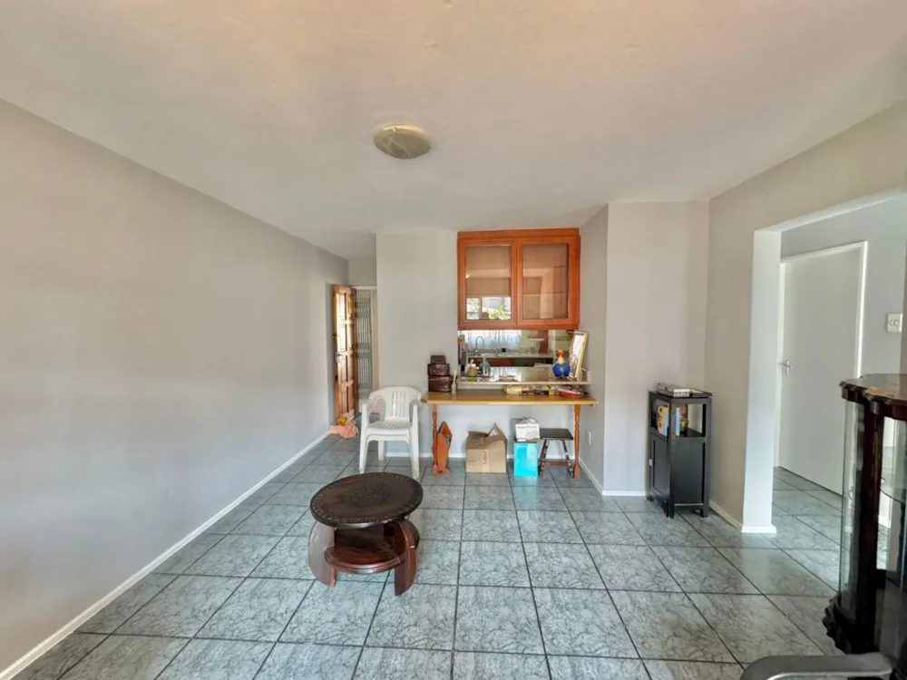 Apartment sold in North Beach Durban - 1DA1713513 Apartment sold in North Beach Durban - 1DA1713513