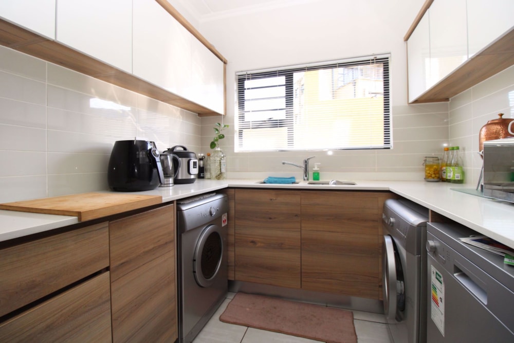 Apartment let in Waterfall, Midrand - MDL1713486