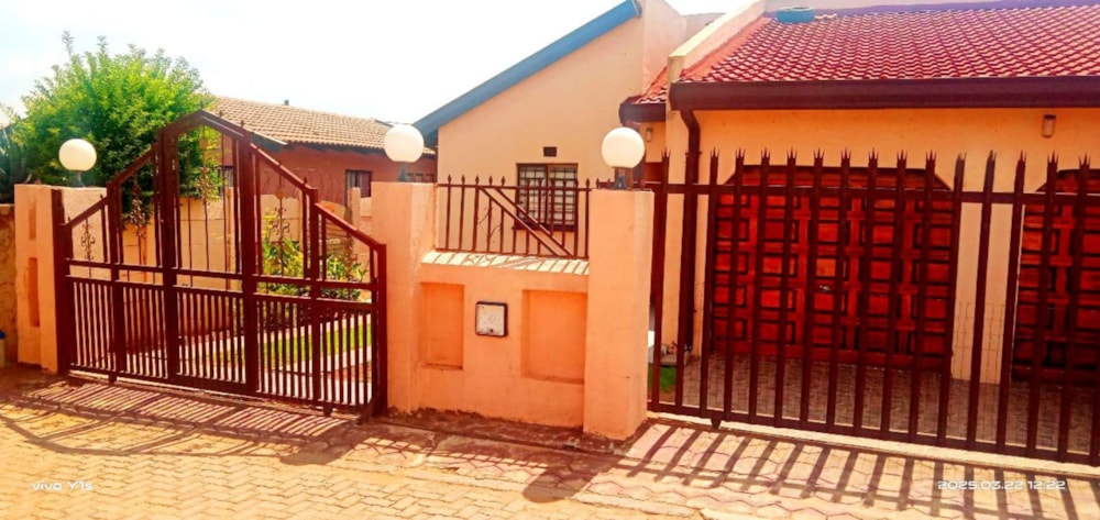 House for sale in Vosloorus - BOK1713511 House for sale in Vosloorus - BOK1713511