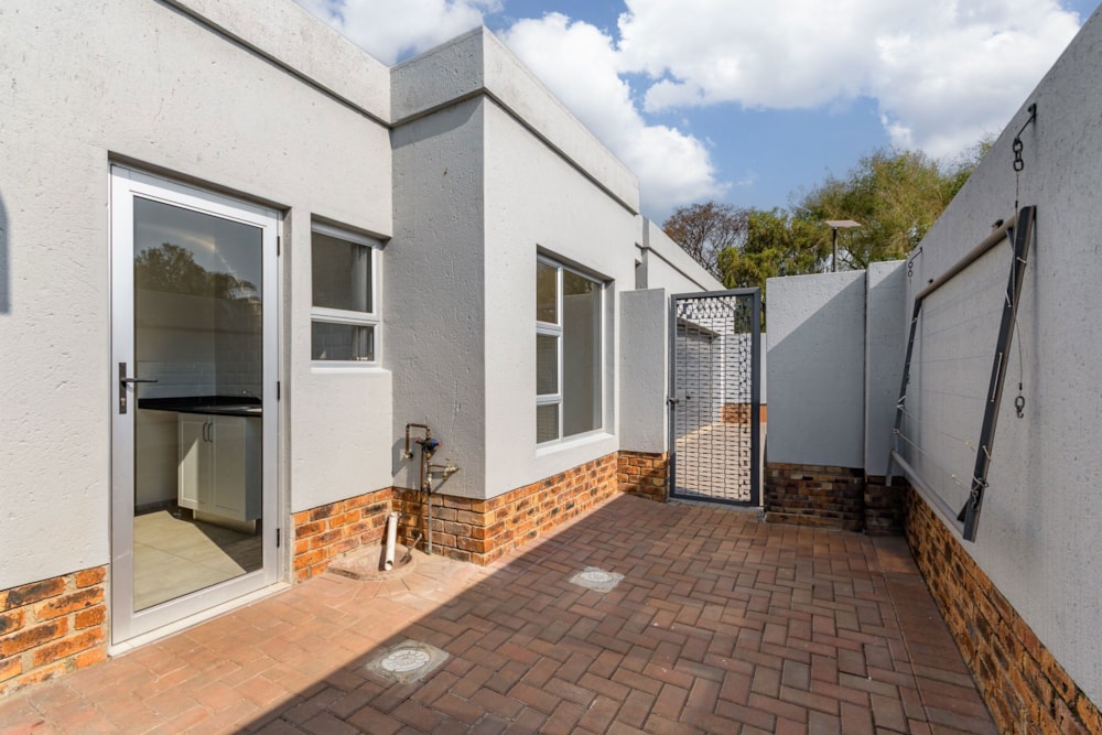 House for sale in Fontainebleau - RAN1713595 House for sale in Fontainebleau - RAN1713595