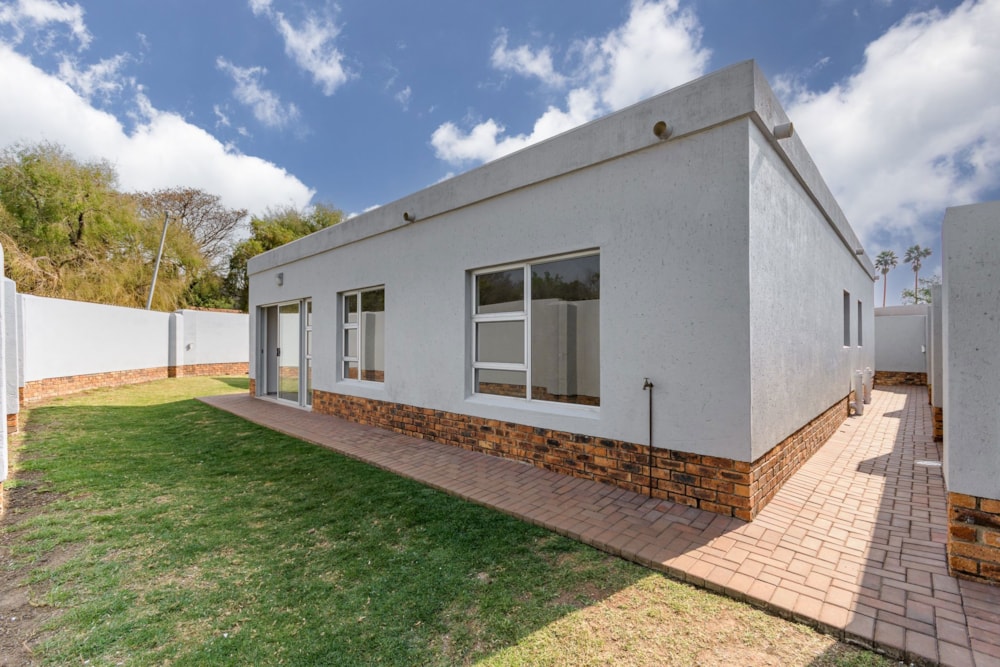 House for sale in Fontainebleau - RAN1713595 House for sale in Fontainebleau - RAN1713595