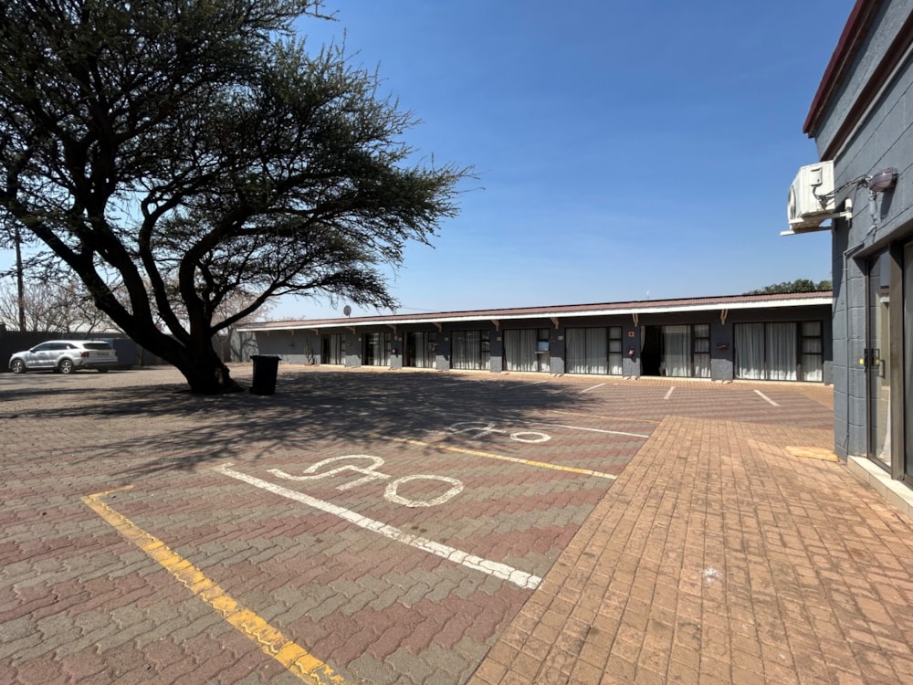 Guesthouse for sale in Southridge, Kimberley - 1KJ1713525