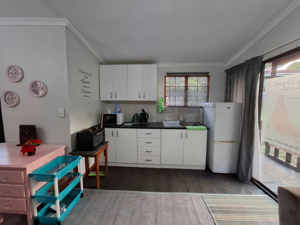 Garden cottage to rent in Waterfall, Upper Highway - 1KF1713523 Garden cottage to rent in Waterfall, Upper Highway - 1KF1713523