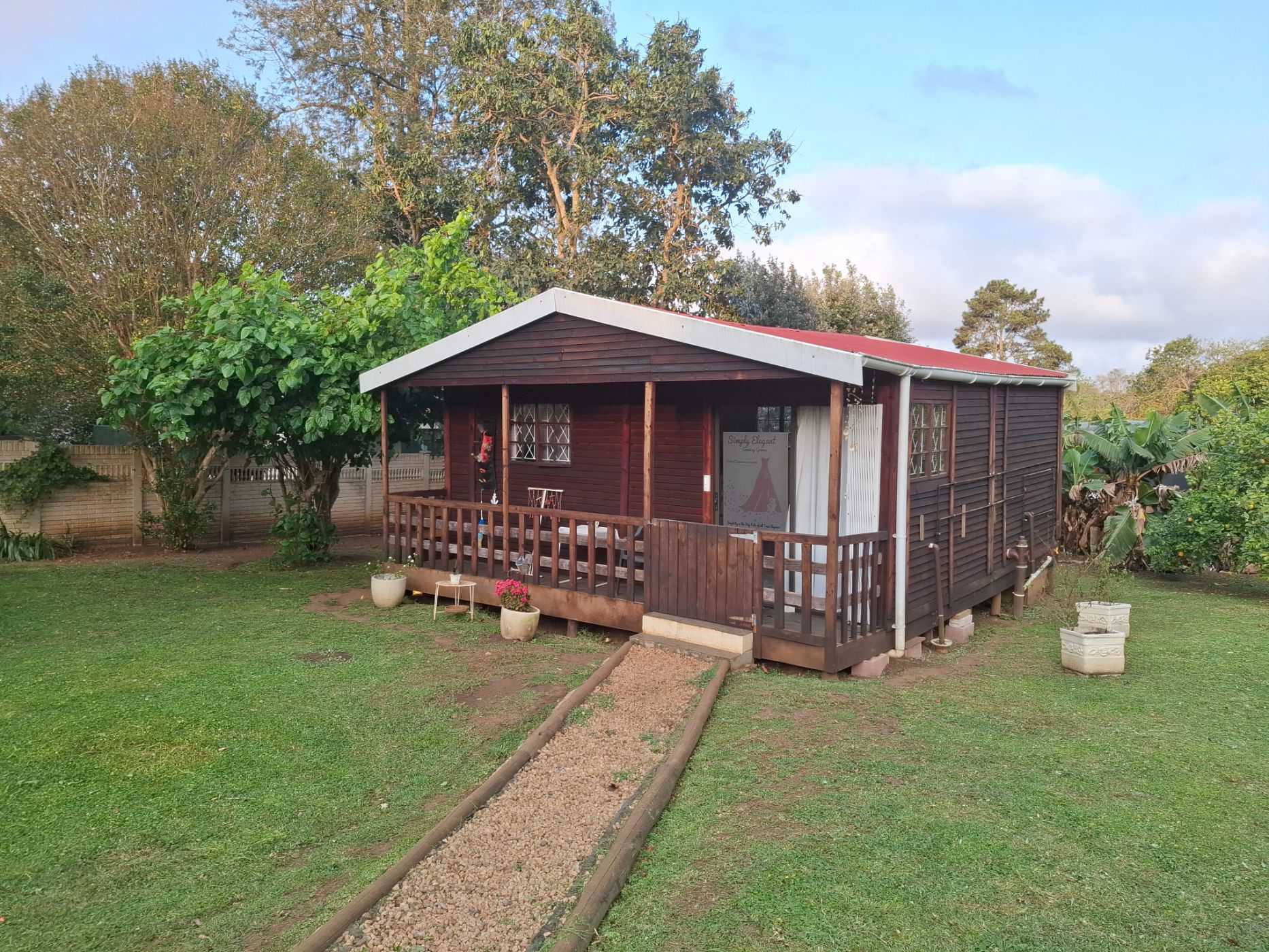 Garden cottage to rent in Waterfall, Upper Highway - 1KF1713523