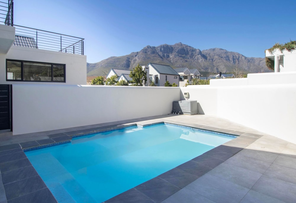 House for sale in Paradyskloof - ST1713672