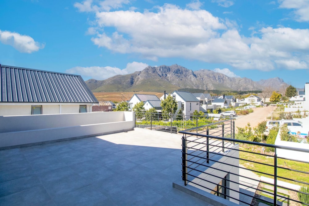 House for sale in Paradyskloof - ST1713672