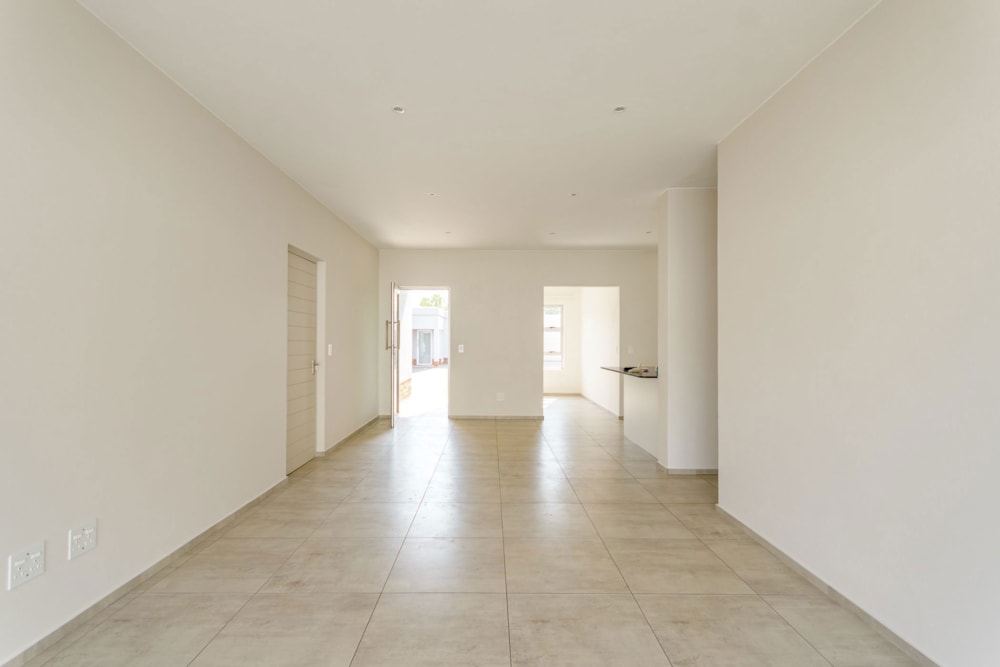 House for sale in Fontainebleau - RAN1714107 House for sale in Fontainebleau - RAN1714107