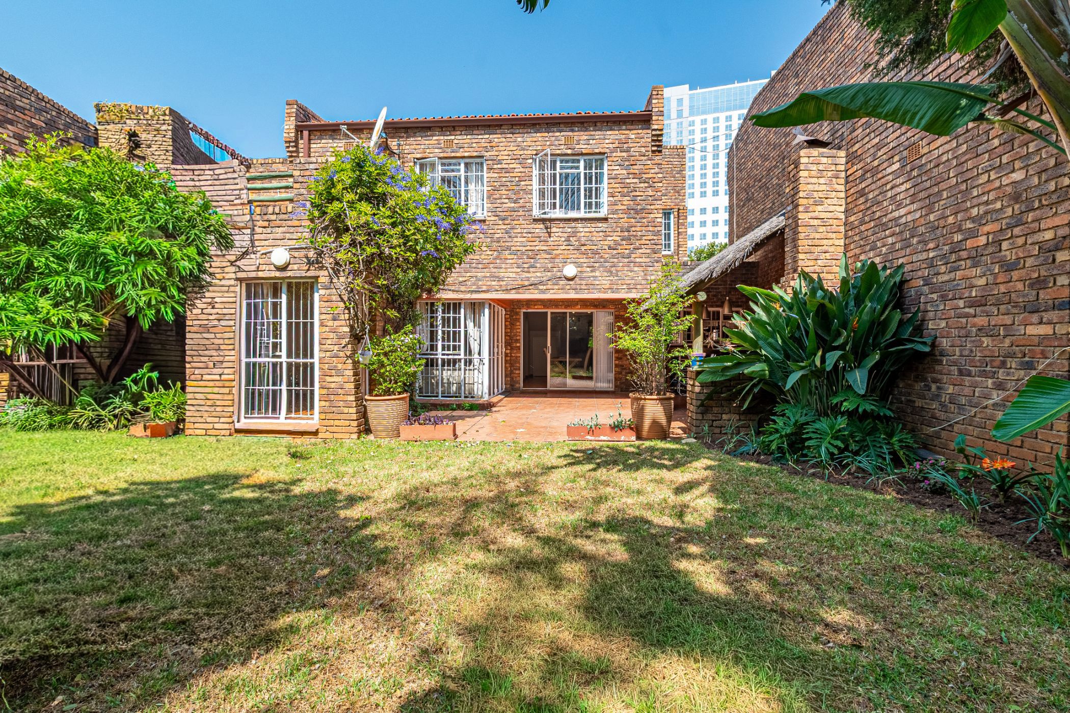 Townhouse for sale in Sandown, Sandton - HP1723020