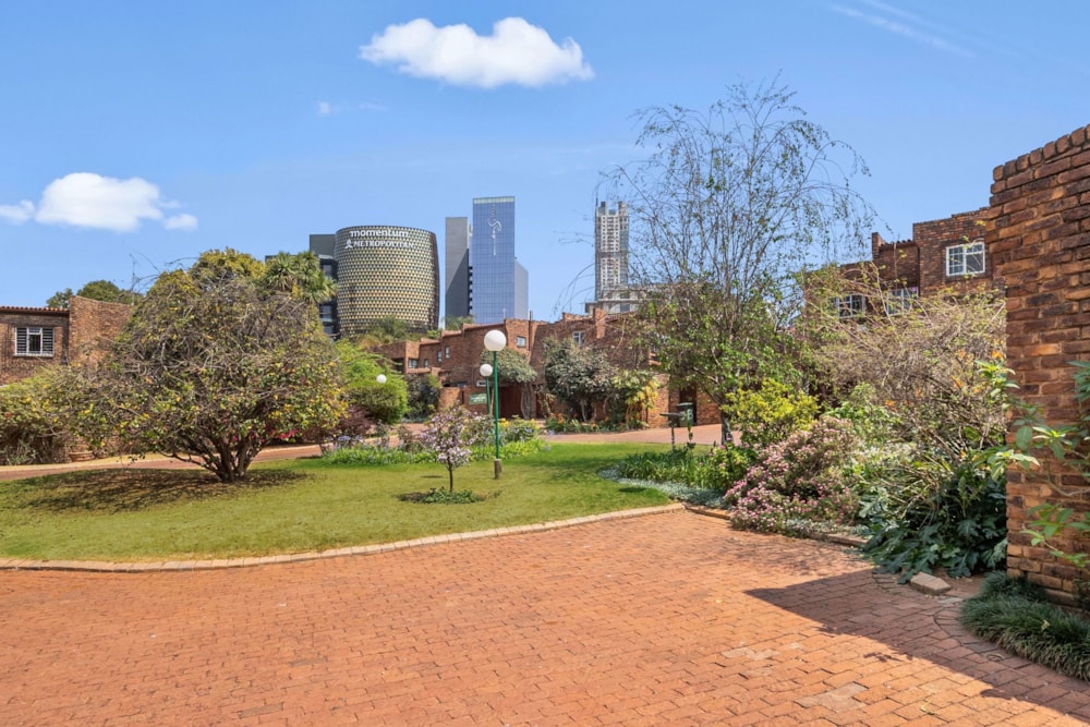 Townhouse for sale in Sandown, Sandton - HP1713643 Townhouse for sale in Sandown, Sandton - HP1713643