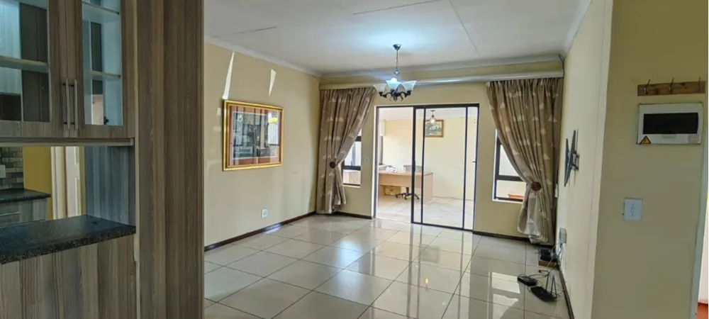 House let in Kempton Park - ENL1713778 House let in Kempton Park - ENL1713778