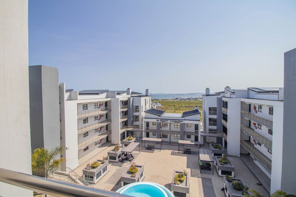 Apartment for sale in Olifantskop - LA1713676 Apartment for sale in Olifantskop - LA1713676