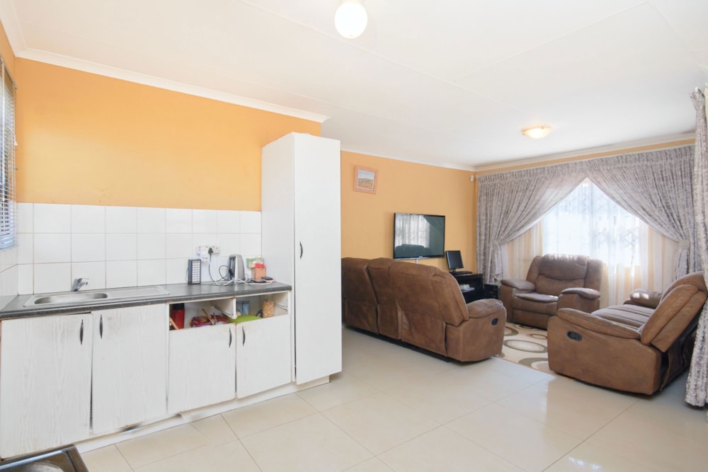 House for sale in Protea Glen - RAN1713723 House for sale in Protea Glen - RAN1713723