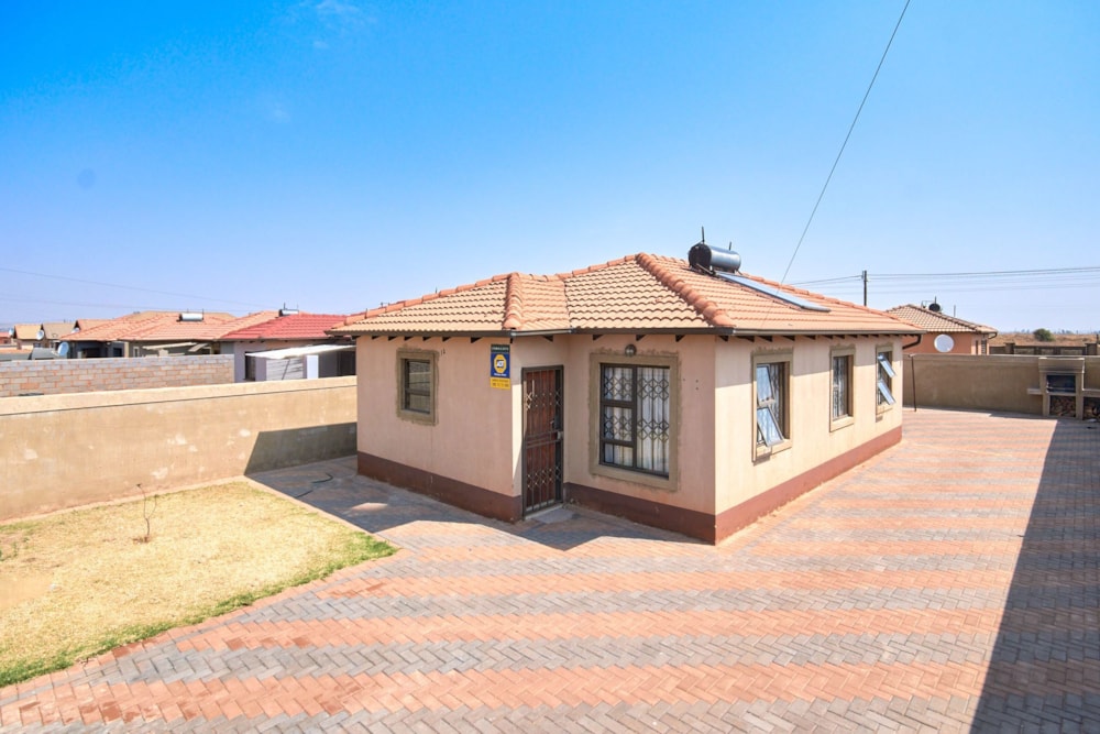 House for sale in Protea Glen - RAN1713723 House for sale in Protea Glen - RAN1713723