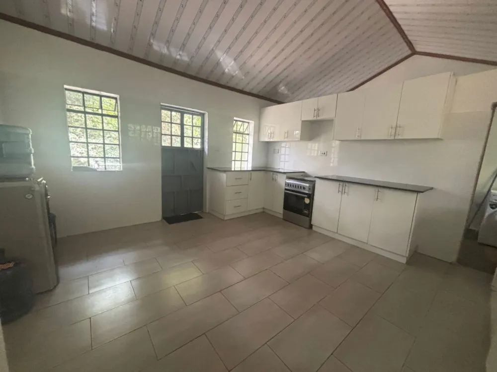 House let in Spring Valley, Kenya - 3KE1715030 House let in Spring Valley, Kenya - 3KE1715030