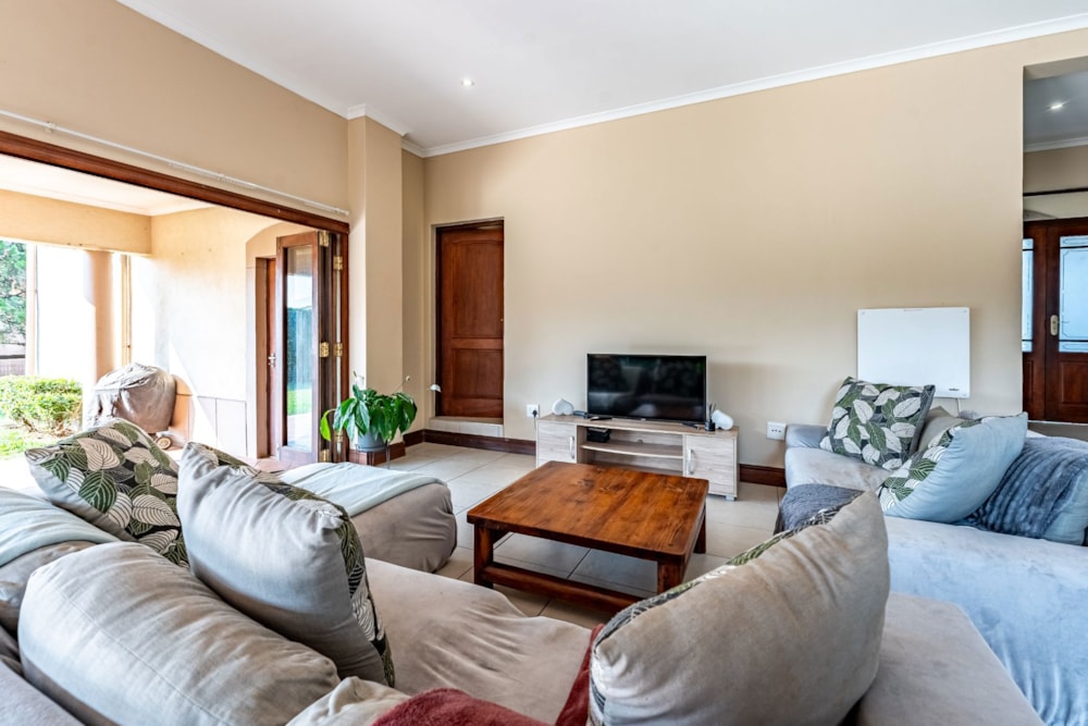 Security estate home for sale in Plantations Estate - 1KF1714017 Security estate home for sale in Plantations Estate - 1KF1714017