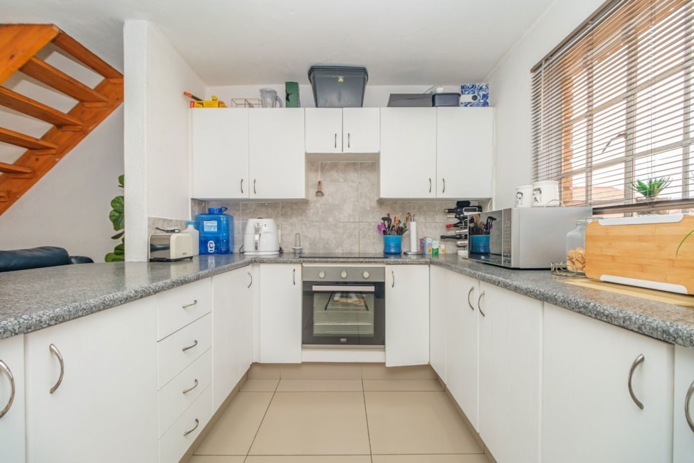 Townhouse for sale in Grobler Park - RAN1714229 Townhouse for sale in Grobler Park - RAN1714229