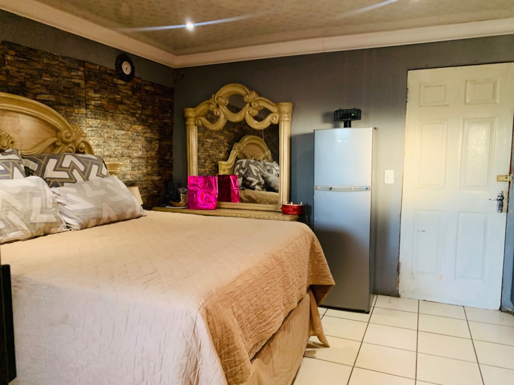 House for sale in Tsakane - 1BJ1713877