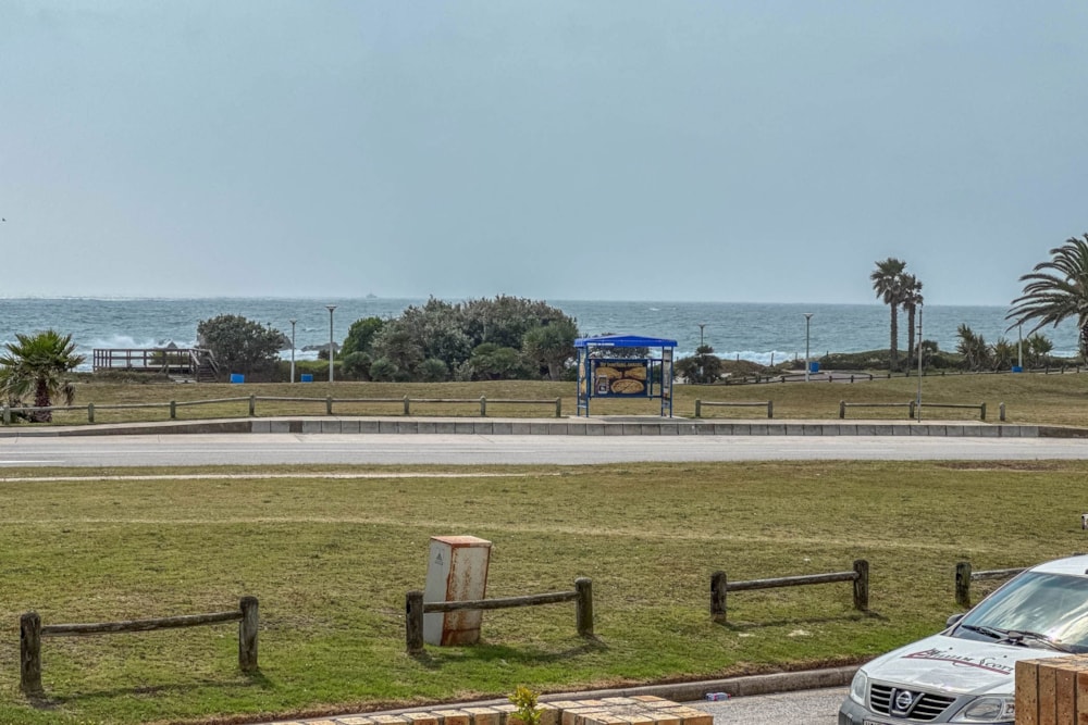 Apartment for sale in Summerstrand - 1PLZ1714150 Apartment for sale in Summerstrand - 1PLZ1714150