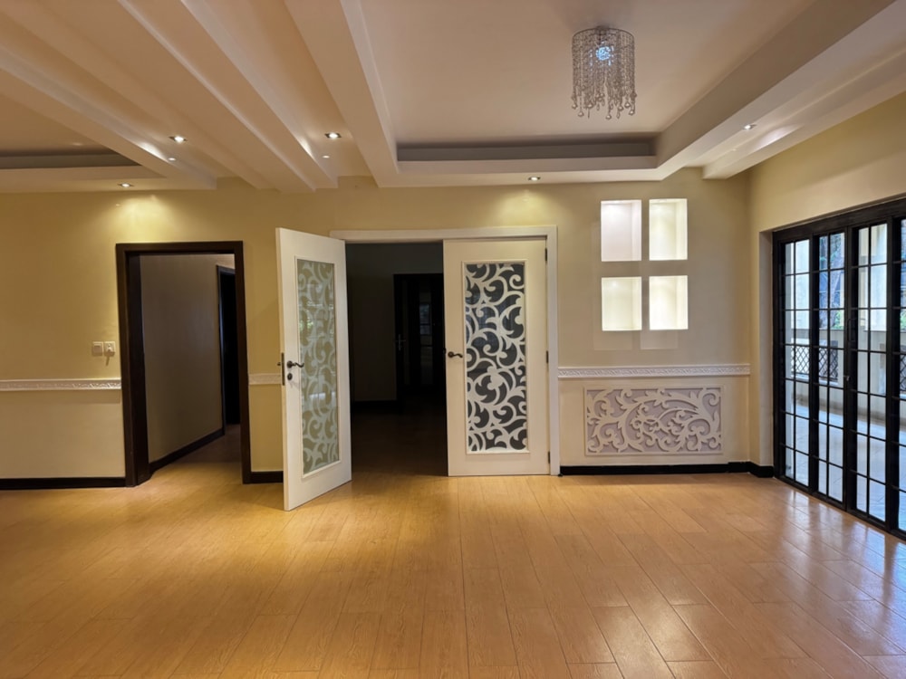 Apartment to rent in Riverside, Kenya - 3KE1713827