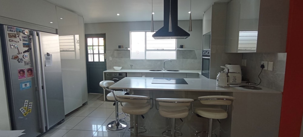 Townhouse let in Pomona - ENL1714030 Townhouse let in Pomona - ENL1714030