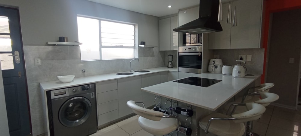 Townhouse let in Pomona - ENL1714030 Townhouse let in Pomona - ENL1714030