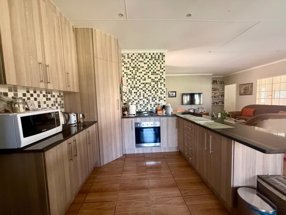 House for sale in Hexrivier Lifestyle Estate - 1RU1713883