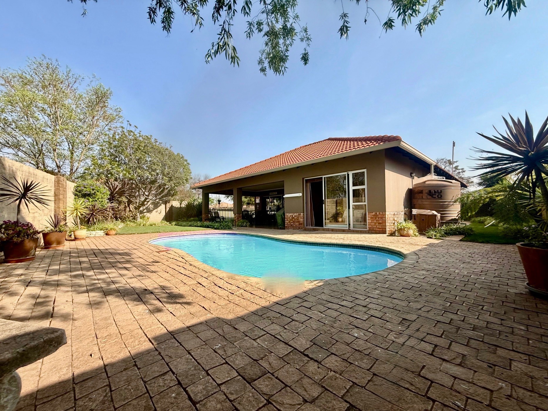 House for sale in Hexrivier Lifestyle Estate - 1RU1713883