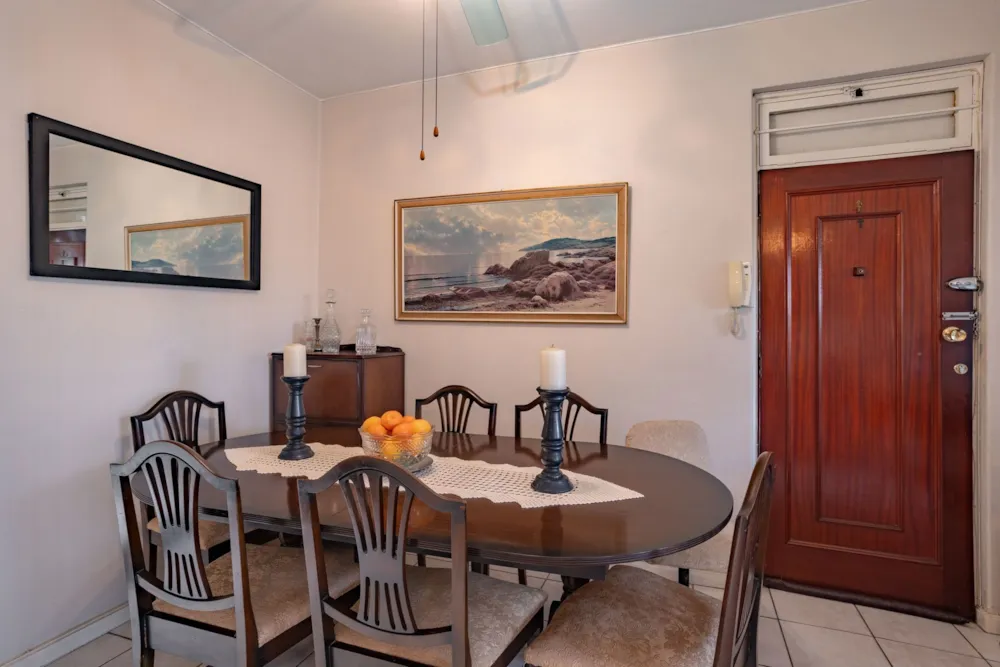 Apartment sold in Glenwood, Durban - 1DA1713909 Apartment sold in Glenwood, Durban - 1DA1713909