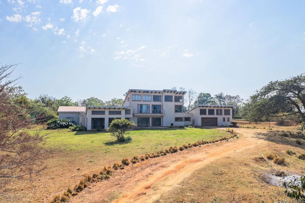 Smallholding for sale in White River AH - 1WR1714312 Smallholding for sale in White River AH - 1WR1714312