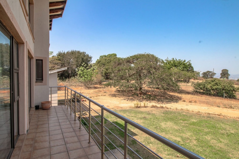 Smallholding for sale in White River AH - 1WR1714312 Smallholding for sale in White River AH - 1WR1714312