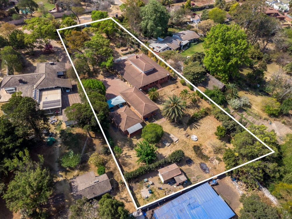 House for sale in Ballantyne Park, Zimbabwe - 3ZB1715425 House for sale in Ballantyne Park, Zimbabwe - 3ZB1715425