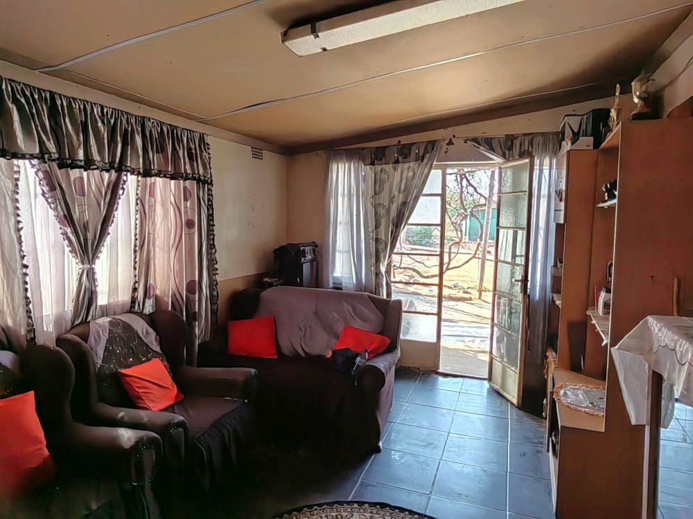 House for sale in Oudtshoorn - 1OU1714062 House for sale in Oudtshoorn - 1OU1714062