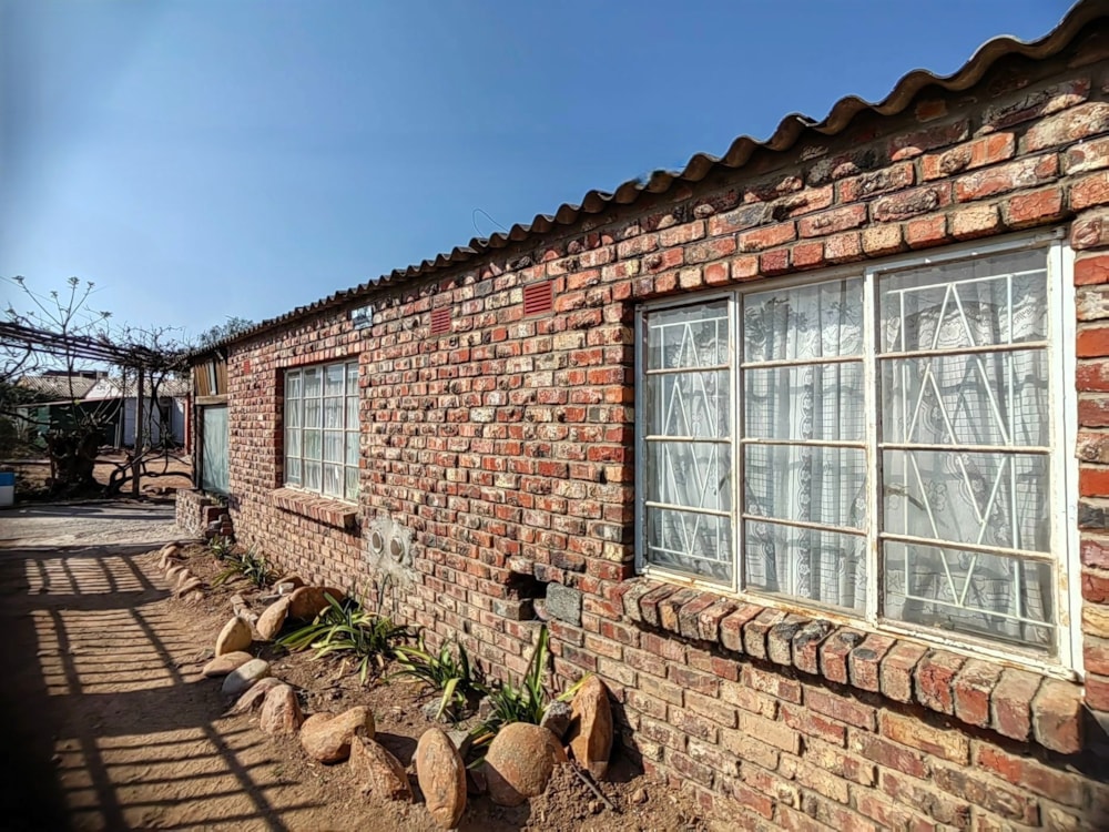 House for sale in Oudtshoorn - 1OU1714062 House for sale in Oudtshoorn - 1OU1714062