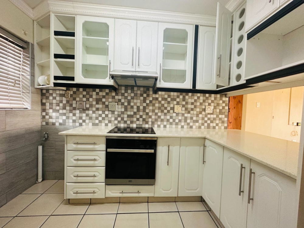 Townhouse let in Arboretum, Richards Bay - 1RY1714088 Townhouse let in Arboretum, Richards Bay - 1RY1714088