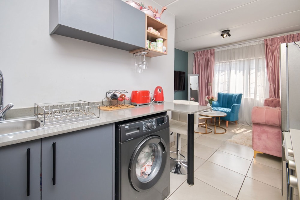 Apartment for sale in Fleurhof - RAN1714101 Apartment for sale in Fleurhof - RAN1714101