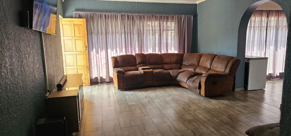 House for sale in Sonlandpark - 1VT1714174